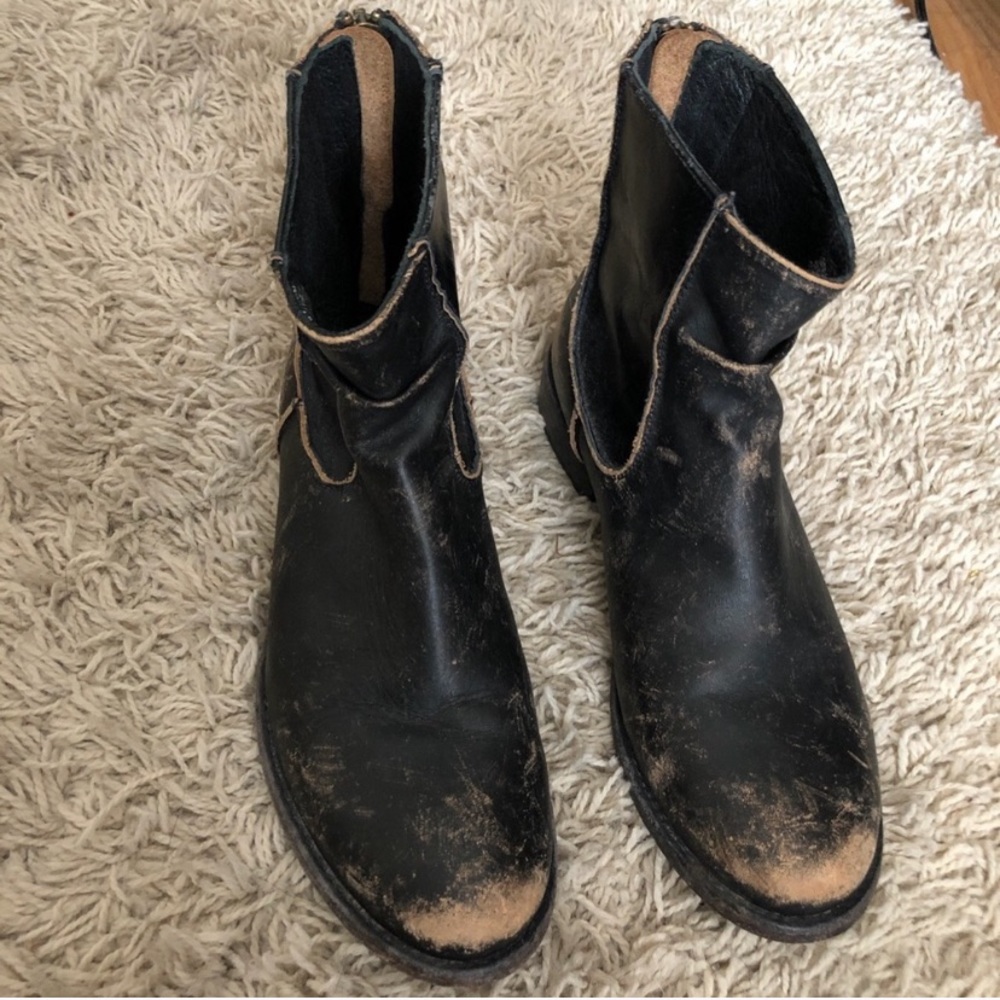 Matisse Distressed Boots Size 7 1/2